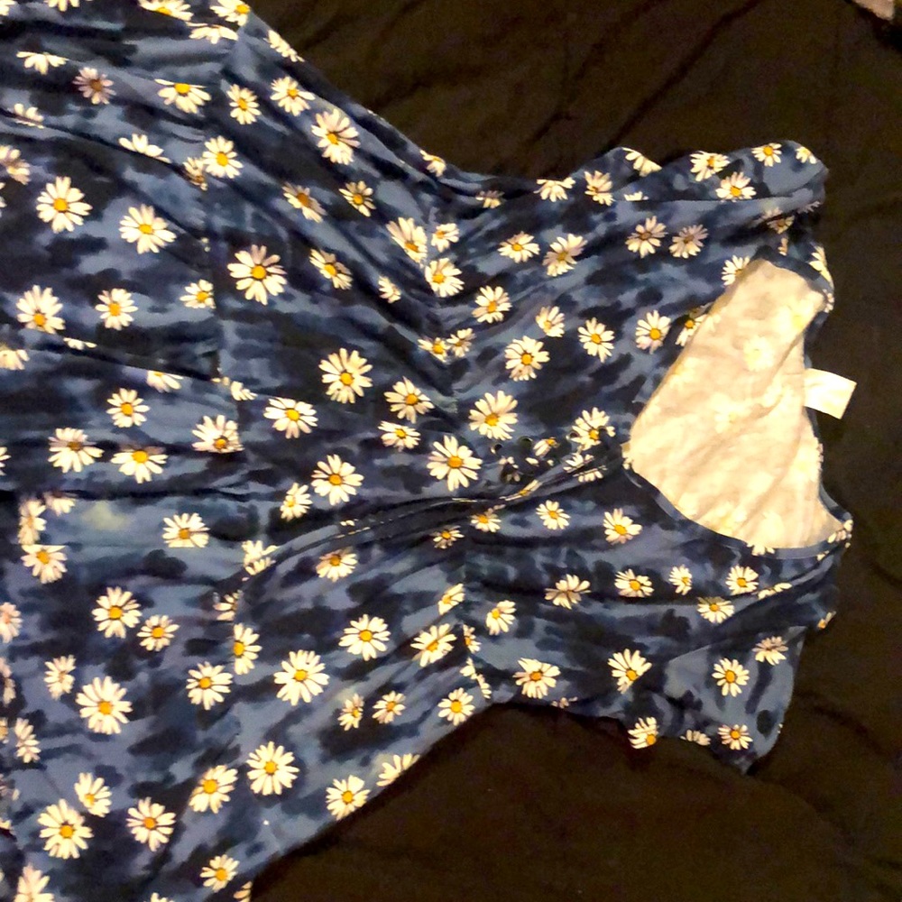 Cute blue dress with white flowers